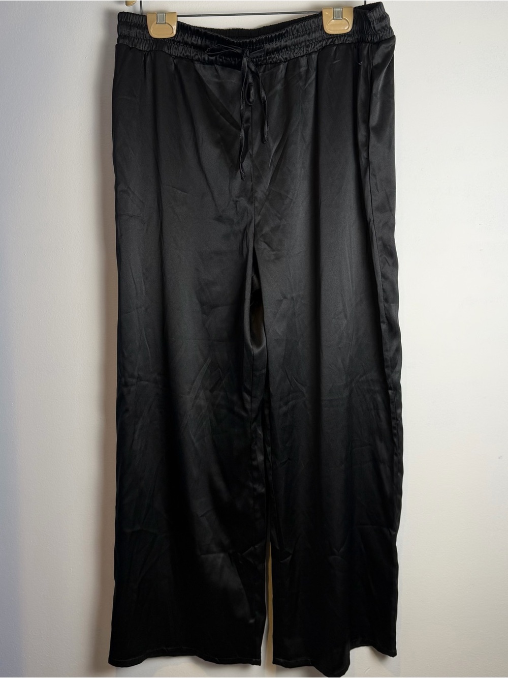 BCBGMaxAzria Black Satin-Look Drawstring Fluid Wide Leg Pants